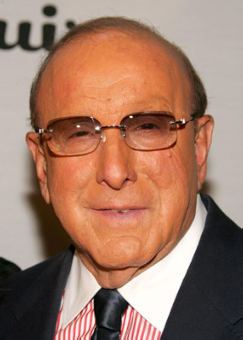 Clive Davis (1932-2026)