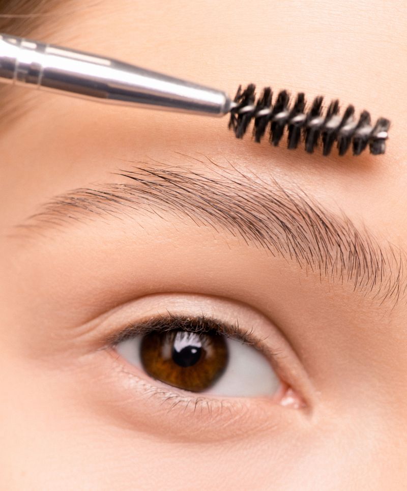 Define Brows in a Natural Way