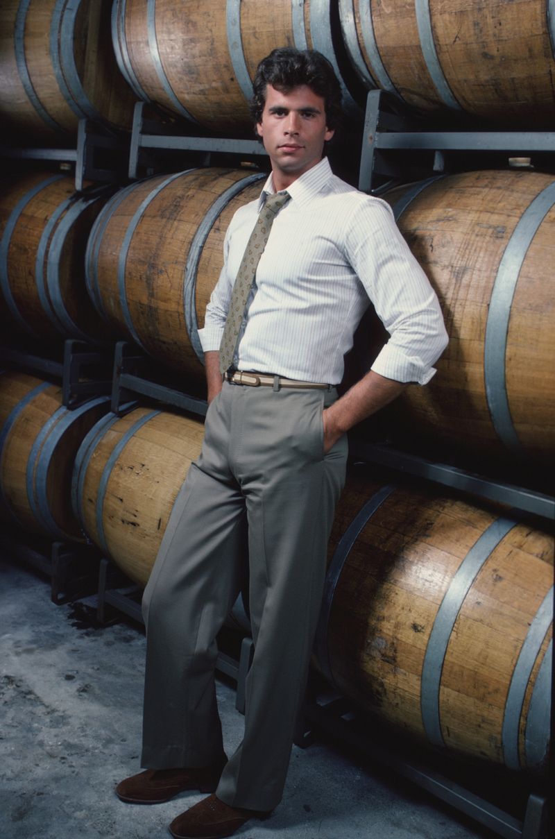 Lorenzo Lamas as Lance Cumson