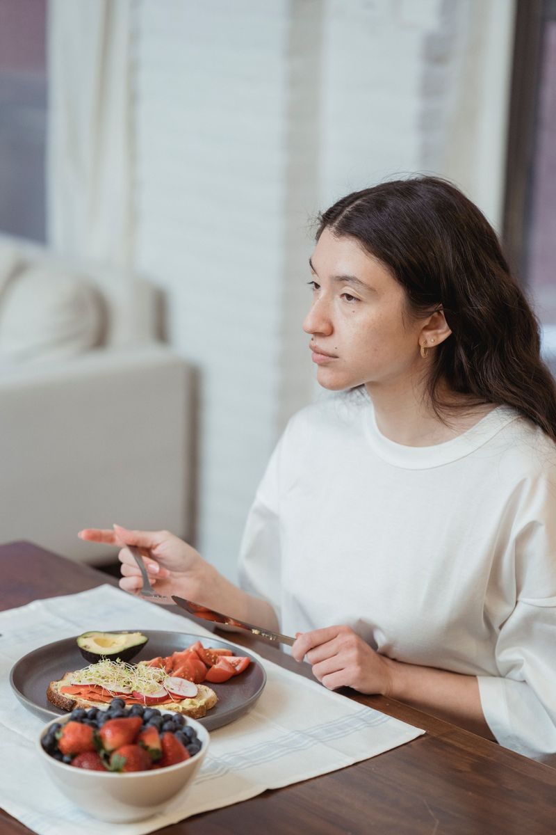 Making Negative Comments About Other People's Food