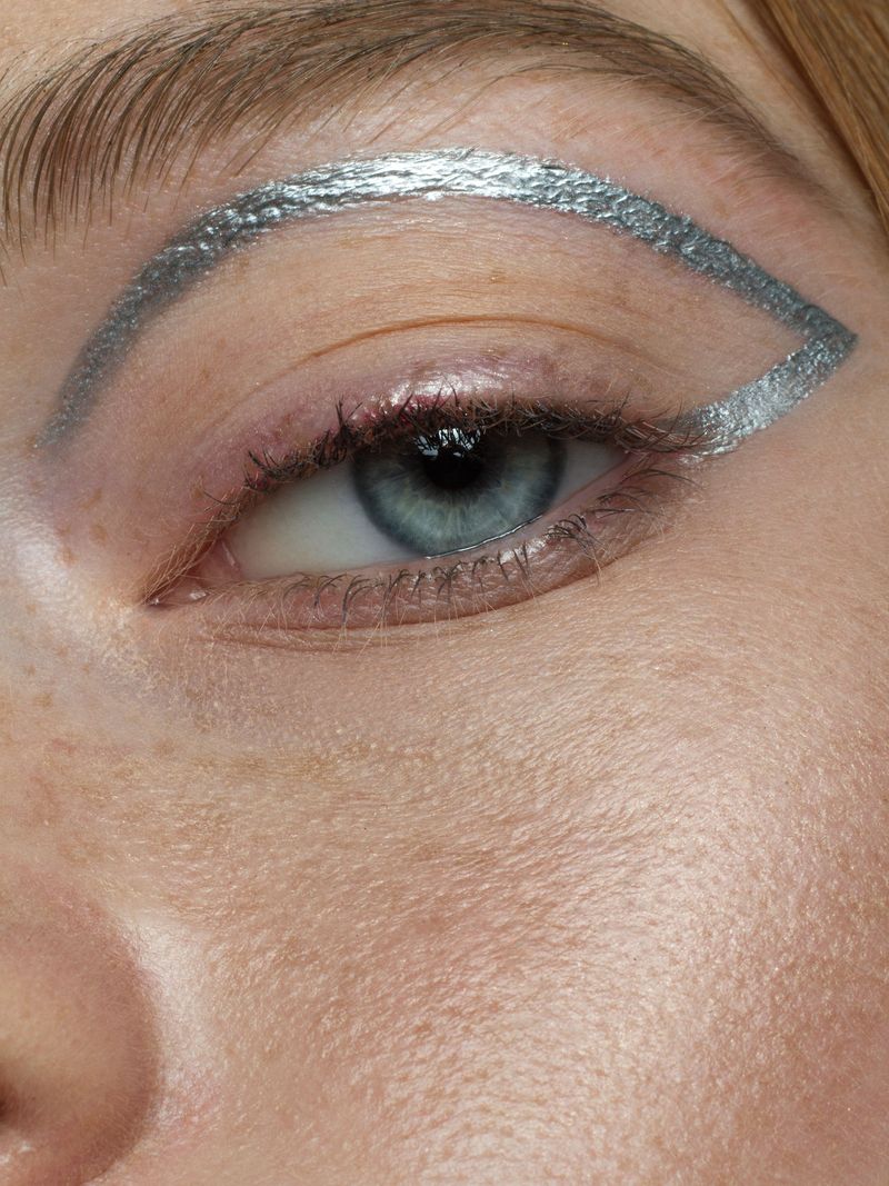Metallic and Gilded Details