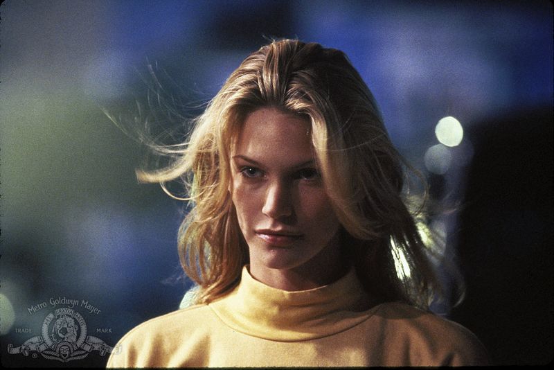 Natasha Henstridge as Sil in Species