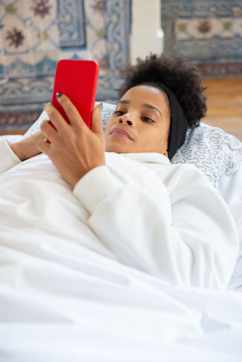 Not Answering Immediately When a Message Isn't Urgent