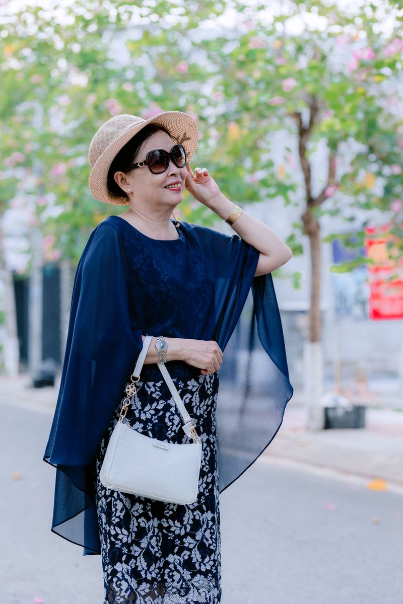 Sheer Pieces