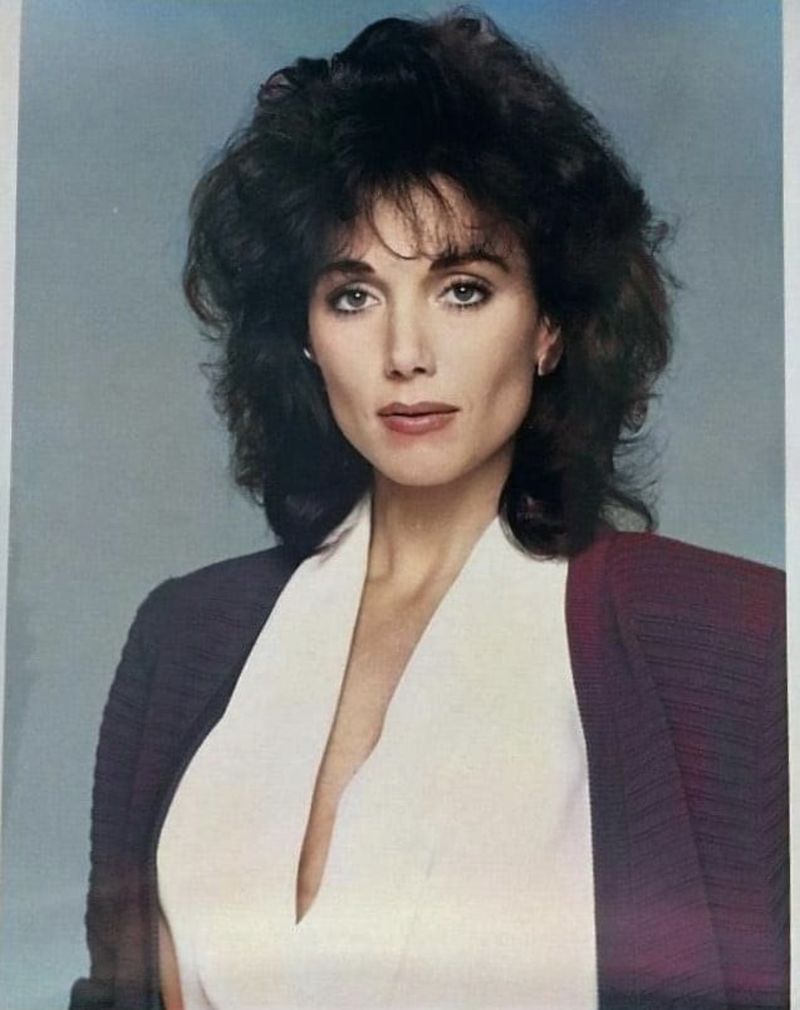 Stephanie Kramer as Dee Dee McCall