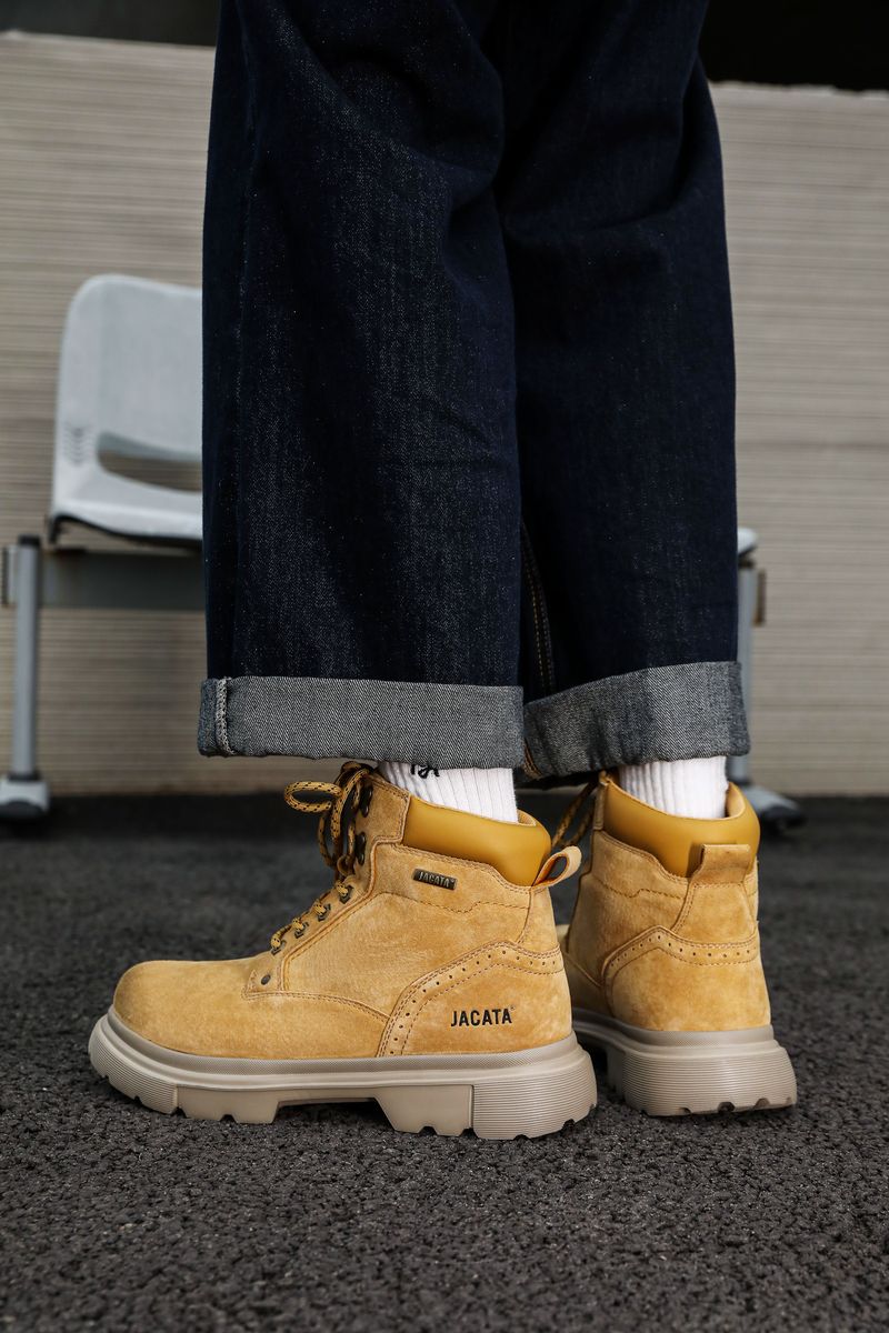Suede Chukka Boots