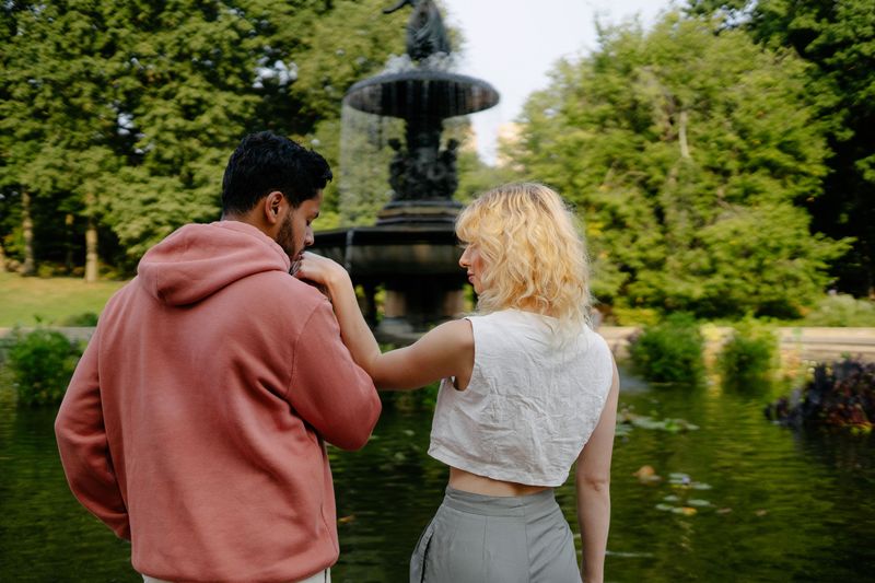 The Attention Tourist