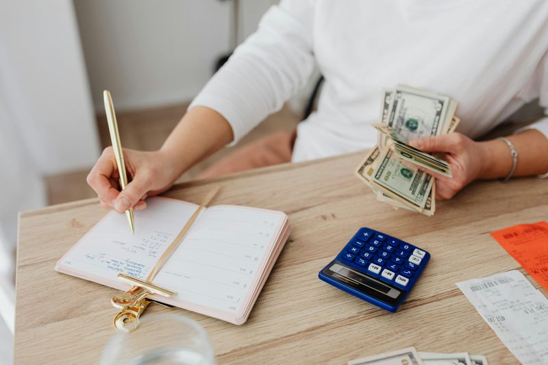 You Track Spending Or Budget Without Stress