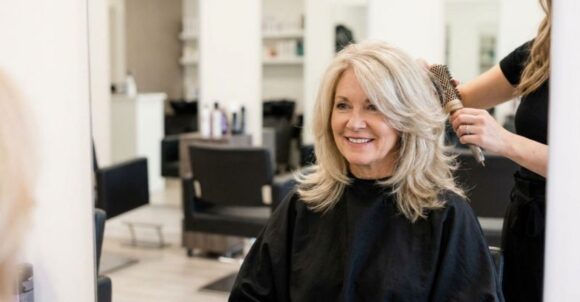Layered haircuts for mature hair: 7 styles that work well after 50