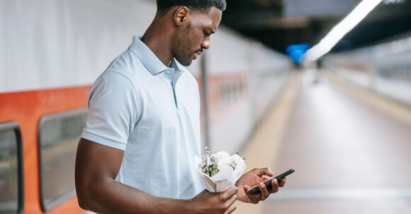 Long-distance couples may want to avoid these 12 mistakes