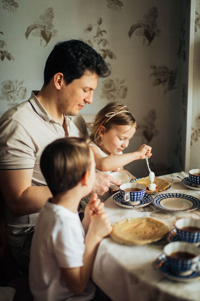 Big Family Breakfasts