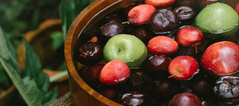Bobbing for Apples