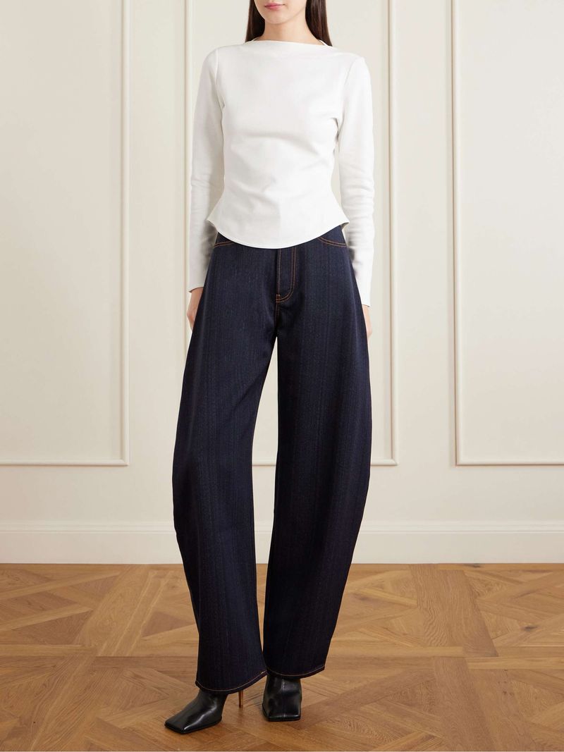 How to Style Tulip Jeans This Fall
