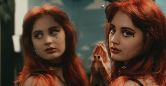Narcissists and Toxic People May Share These Traits, but 10 Differences Set Them Apart