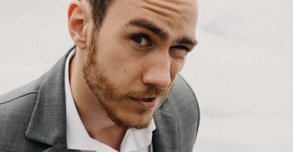 People who resist narcissistic manipulation might show these 11 traits